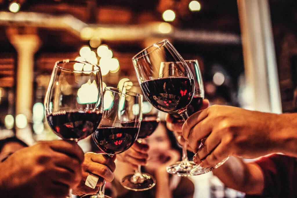 Midsummer Sip & Swing – Joplin